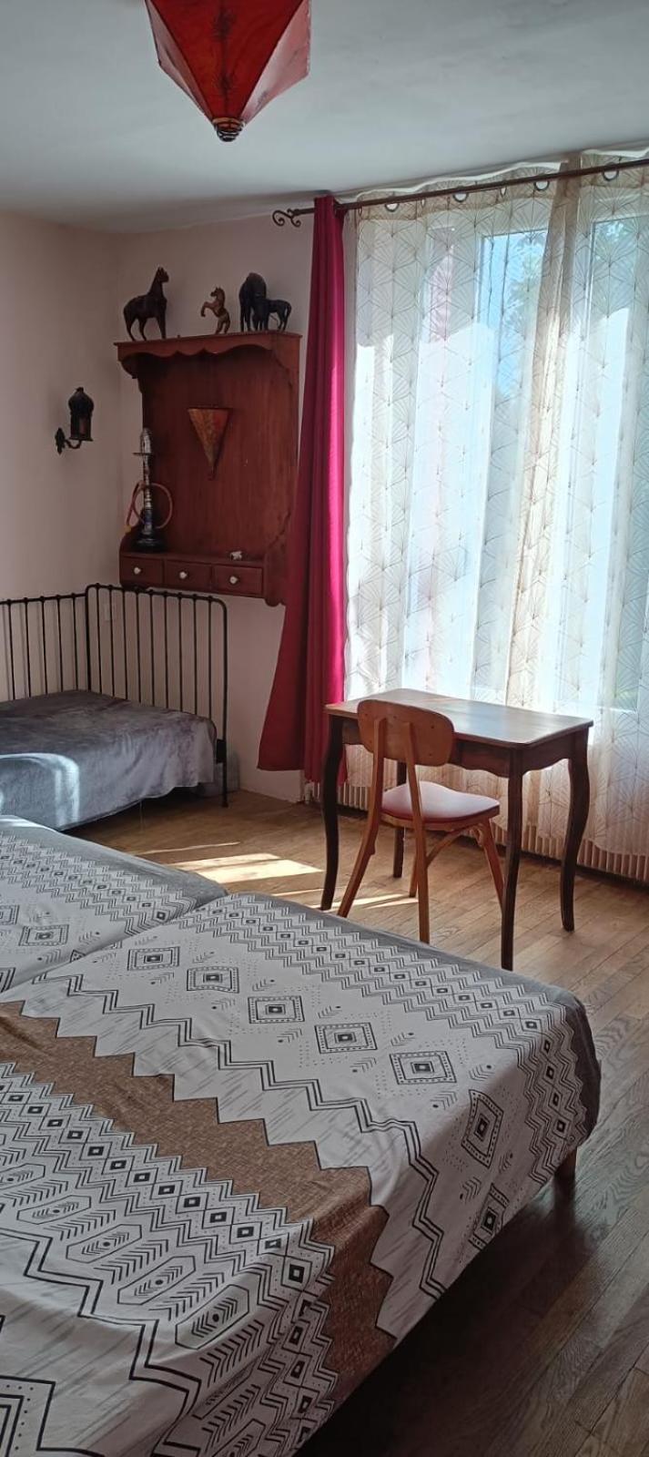 Chambre D'Hote Dans Maison Atypique Possibilite 1 Lit Supplementaire Pour 15 Euros Sancoins Zewnętrze zdjęcie